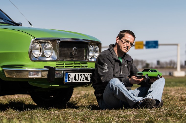 Skoda, Berlin, Mann, Auto, Modellauto, grün