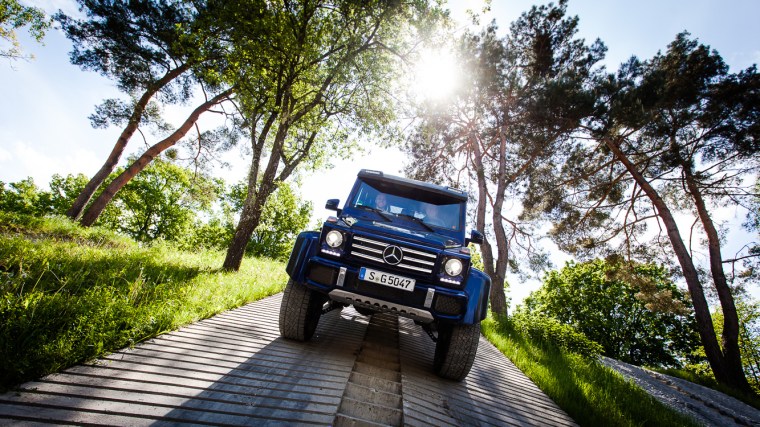 Mercedes, G-Klasse, Geländewagen, Gefälle, Abhang