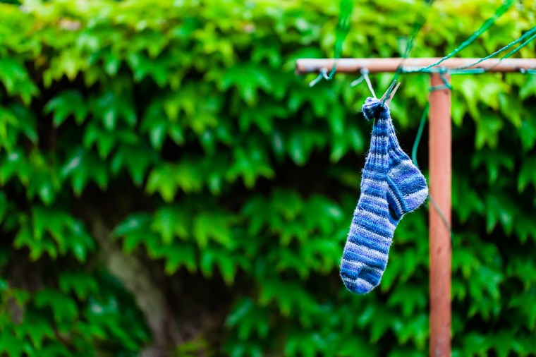 Wollsocke, Socke, Wäscheleine, Garten