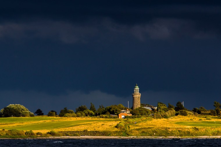 Leuchtturm, Aeroe, Skjoldnaes, Abendsonne, Wolken