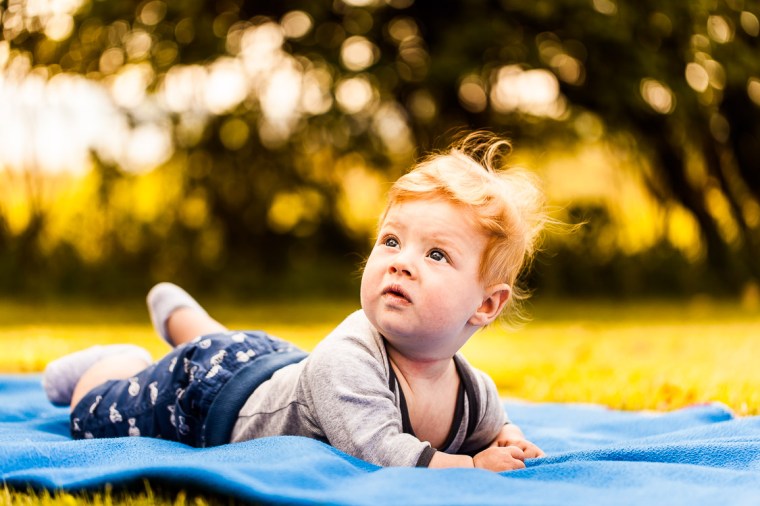 Baby, Säugling, Decke, Garten, Sommer, Sonne