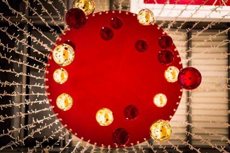 Weihnachtsdekoration, Kugeln, Einkaufszentrum