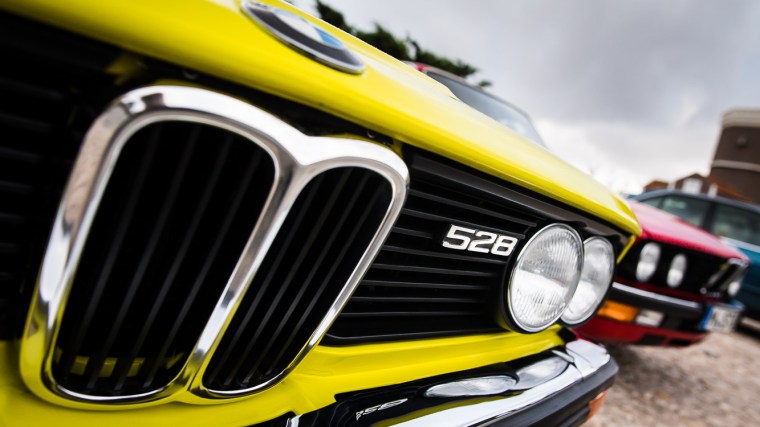 BMW, 5er, 528, Limousine, gelb, Oldtimer